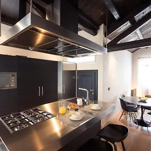 Amazing Modern Design Home, Campo Dei Mori. Wifi Venecia